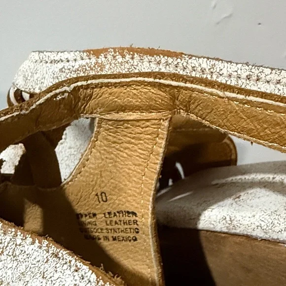 Very Volatile White and Brown Wedge Sandals - Picture 5 of 10